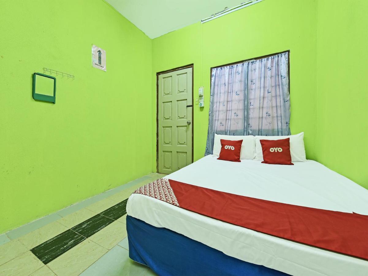 Oyo 90454 Haza Harmoni Guesthouse Kota Bharu Dış mekan fotoğraf